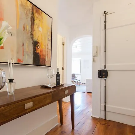 Your Principe Real Apartment Lisbon